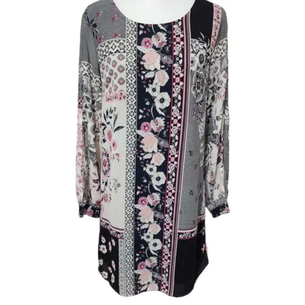 Women's Beautiful Floral Patch Dress with Sheer Split Sleeves and Smocked Wrists